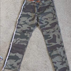 Dockers Camo kaki jeans